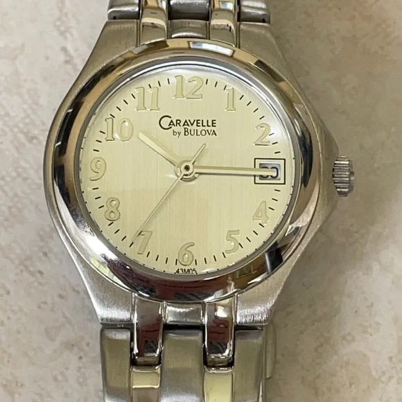 Caravelle | Accessories | Caravelle Lady Quartz Silver Water  display picture 1
